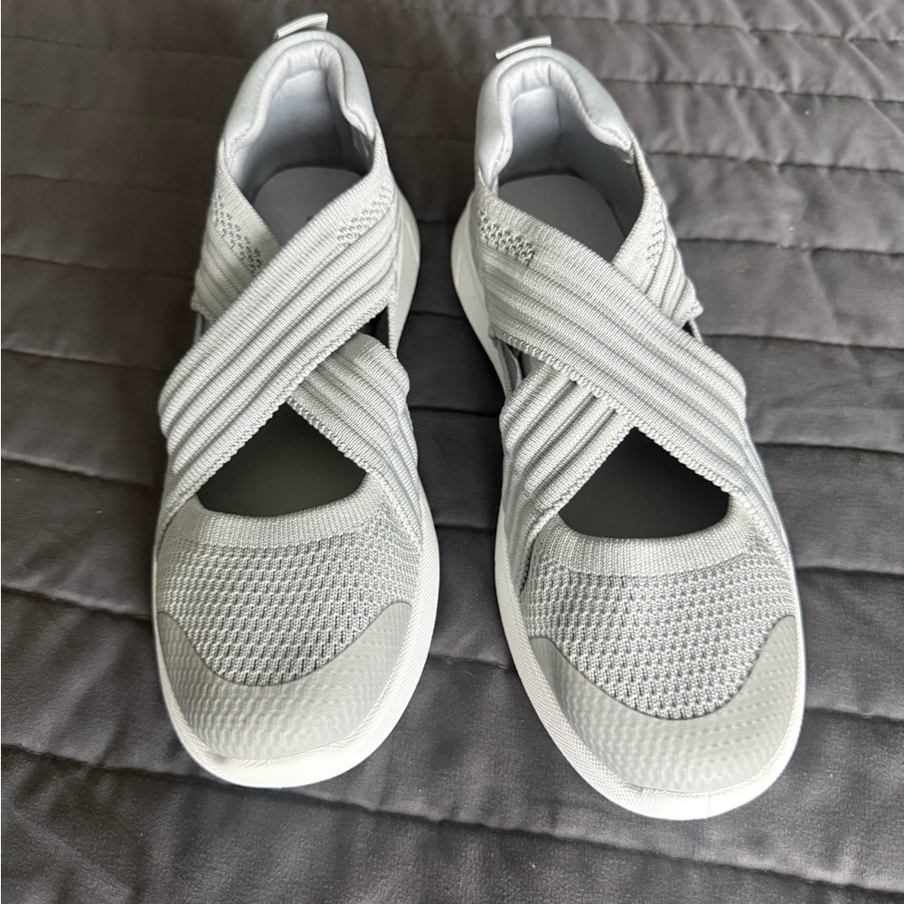 Danskin women’s ' Light Gray Elastic Cross-Strap Knit Sneakers - Picture 2 of 3